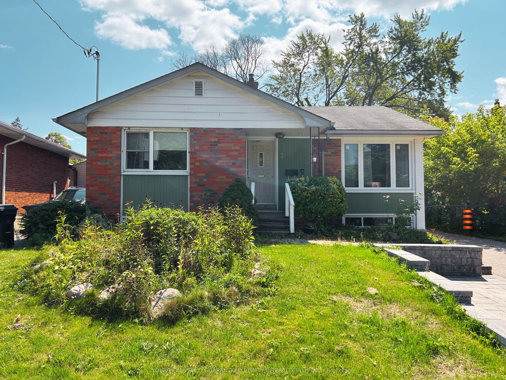 3 Heatherington Drive Main Floor, Toronto E05