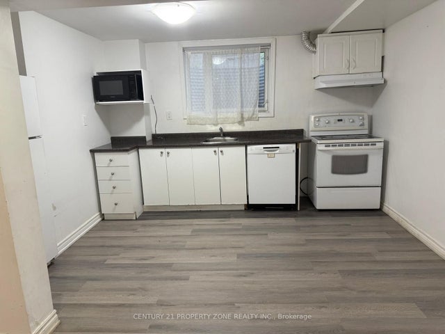 69 Chalmers Crescent Basement, Ajax