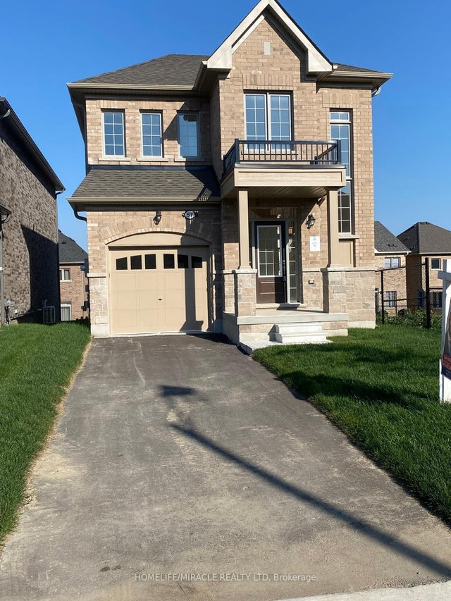 57 North Garden Boulevard, Scugog