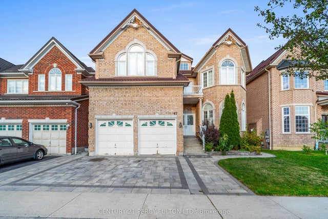 47 Winterton Way, Ajax