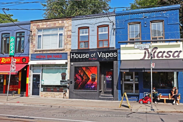 952 Queen Street E, Toronto E01