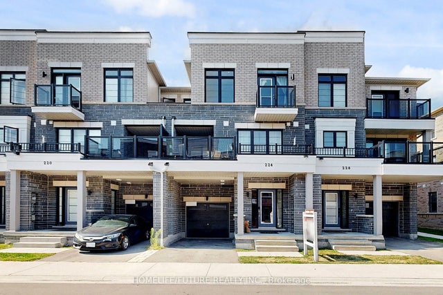 224 Lord Elgin Lane, Clarington
