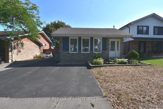 1506 Simcoe Street N B1, Oshawa