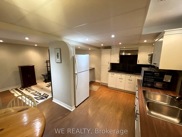 508 Brimorton Drive Lower, Toronto E09