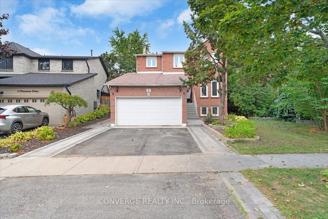 3 Plowman Drive, Ajax