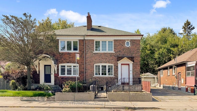 1130 Woodbine Avenue, Toronto E03