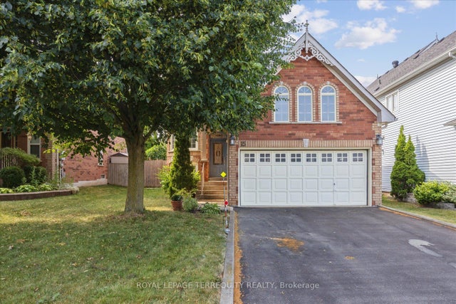 15 Waring Avenue, Whitby