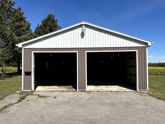 4497 Solina Road Garage, Clarington