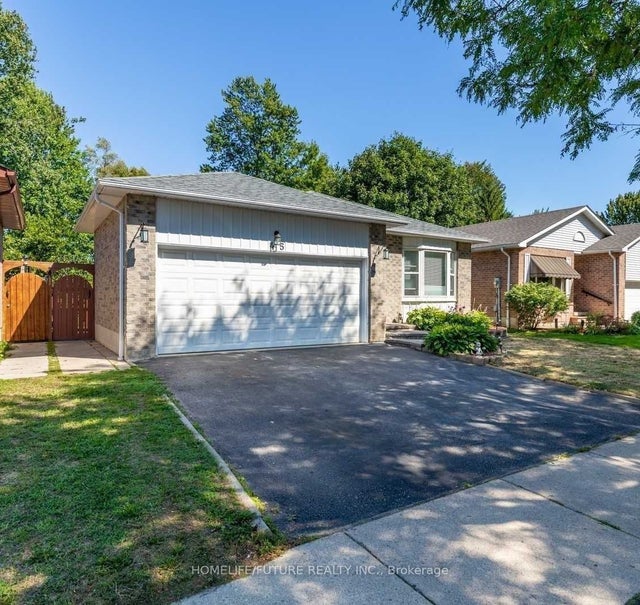 45 Regency Crescent Bsmt, Whitby