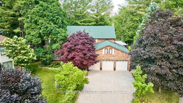 1201 Abbey Road, Pickering