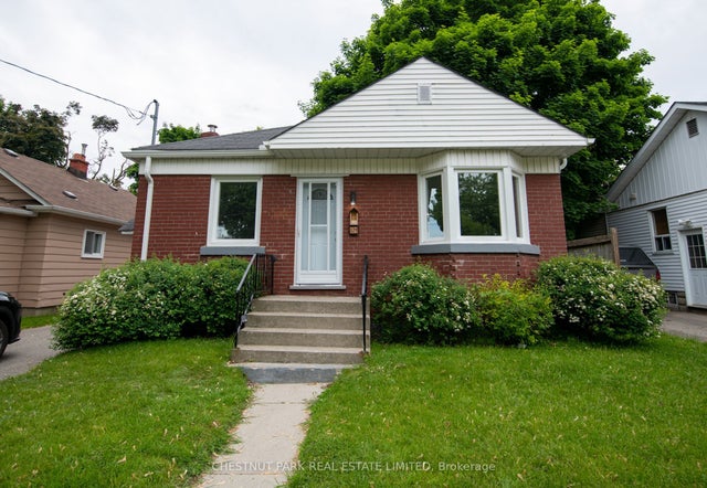174 Gibbons Street, Oshawa