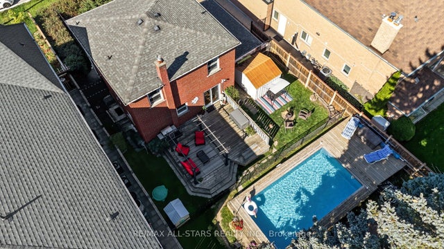 11 Chatterton Boulevard, Toronto E08