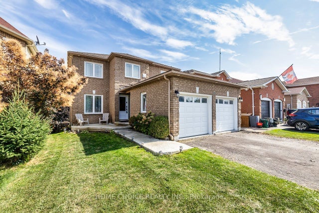55 Apple Blossom Boulevard, Clarington