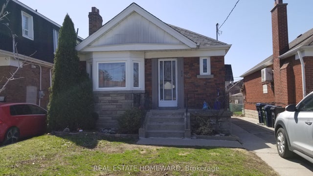 328 Linsmore Crescent (lower Level), Toronto E03