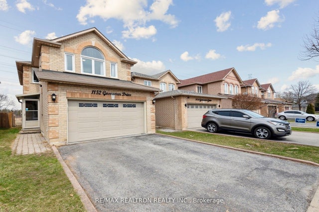 1152 Gossamer Drive, Pickering