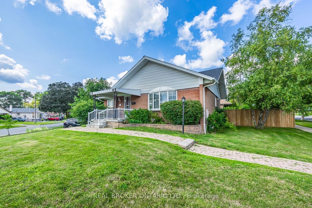 18 Shropshire Drive Bsmt, Toronto E04