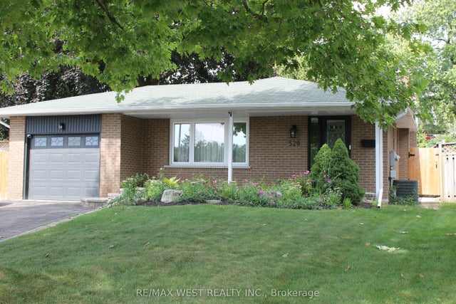 520 Dogwood Avenue, Oshawa
