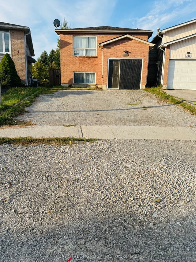 1448 Outlet Drive 2, Oshawa