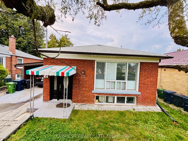 6 Maretta Avenue, Toronto E08