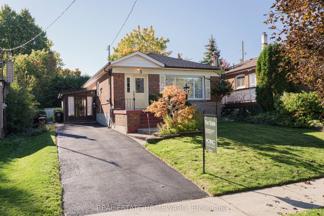 3 Chestermere Boulevard, Toronto E09