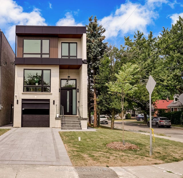 108 Park Street, Toronto E06