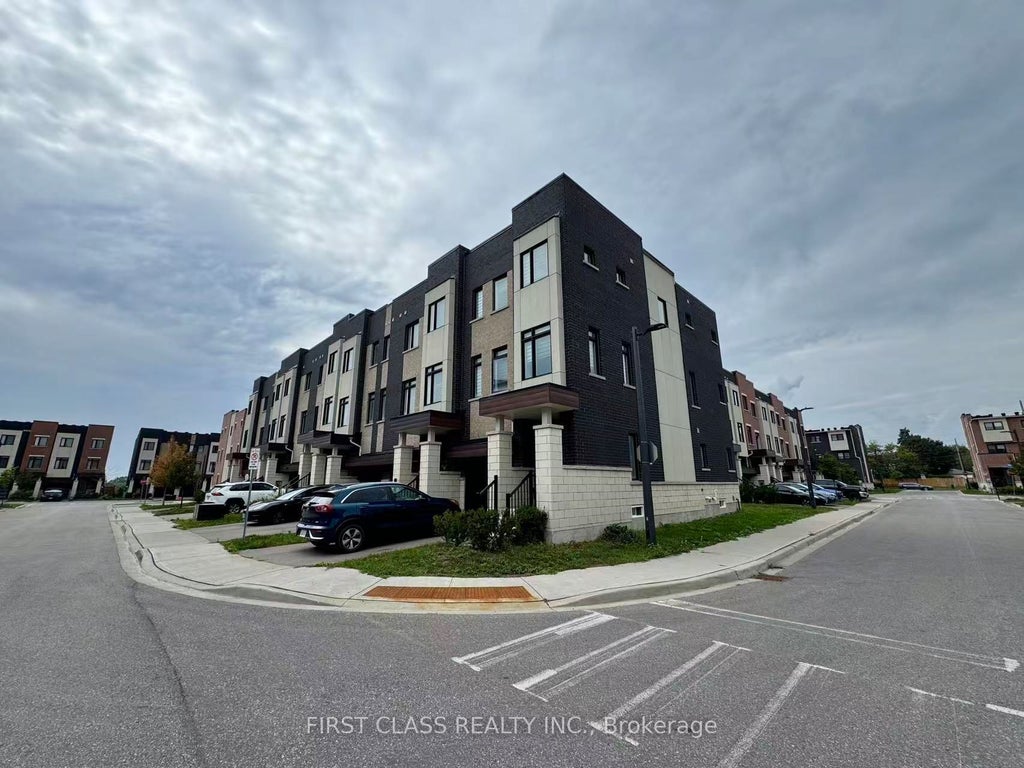 953 Kicking Horse Path, Oshawa
