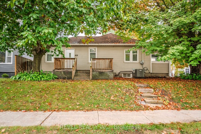 829 Athol Street, Whitby