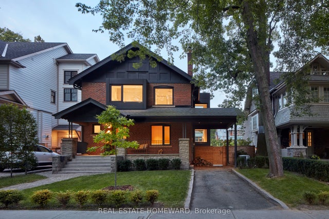 35 Munro Park Avenue, Toronto E02