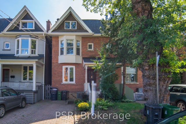 3 Victor Avenue, Toronto E01