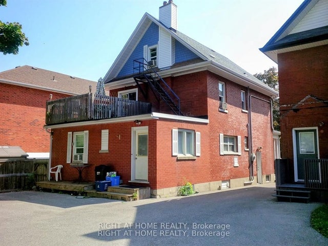 116 Brock Street E 2, Oshawa
