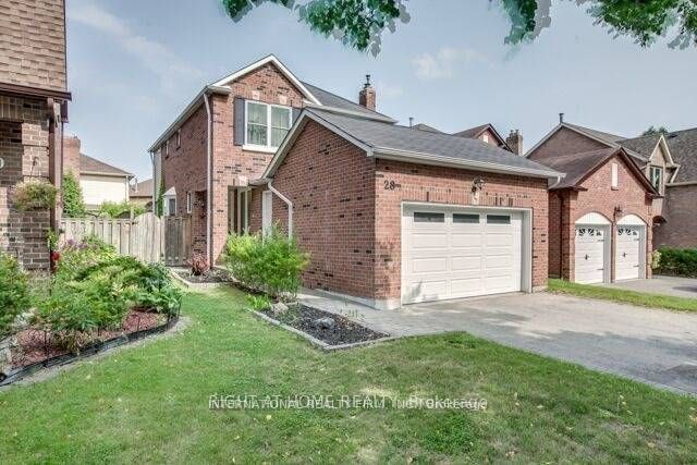 28 Hettersley Drive N, Ajax