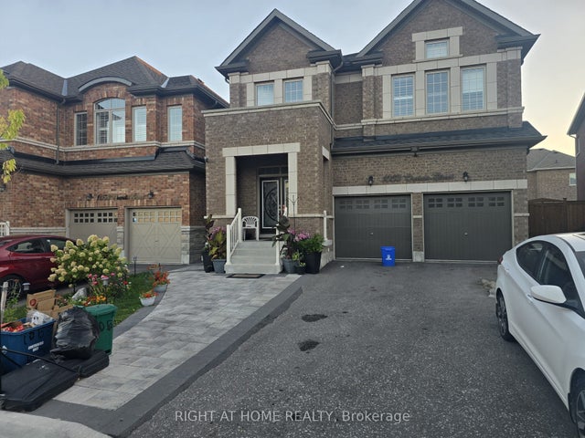 1053 Orenda Street, Pickering
