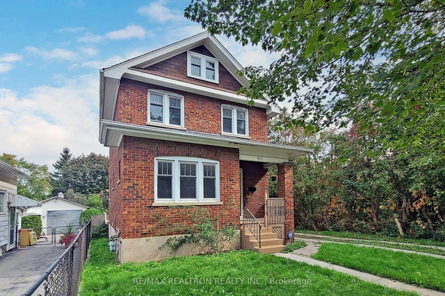 573 Oxford Street, Oshawa