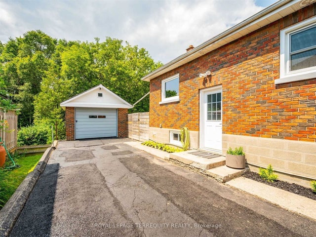 822 Douglas Street Bsmt, Oshawa