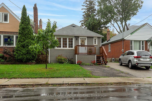 171 Mcintosh Street, Toronto E06