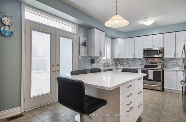 1599 Quail Run Drive, Oshawa