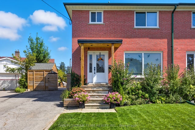 22 Athenia Court, Toronto E10