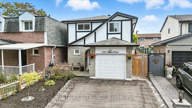 1567 Jaywin Circle, Pickering