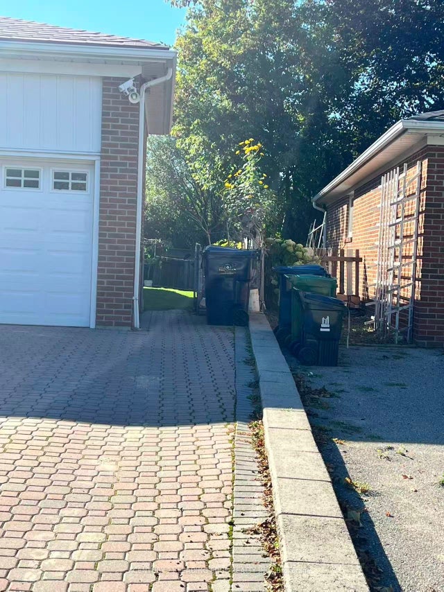 49 Chartland Boulevard S Bsmt, Toronto E07
