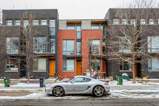 82 Boulton Avenue, Toronto E01