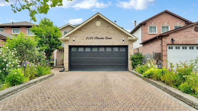 2135 Theoden Court, Pickering