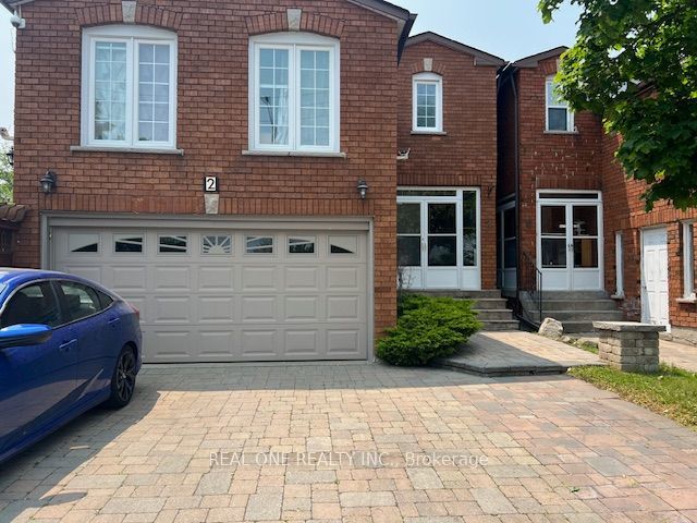 2 Grittani Lane, Toronto E07