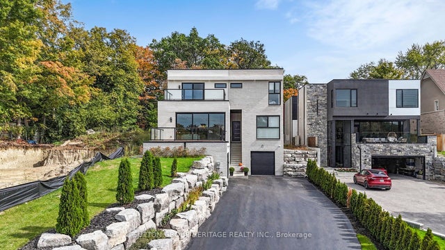 1459 Old Forest Road, Pickering