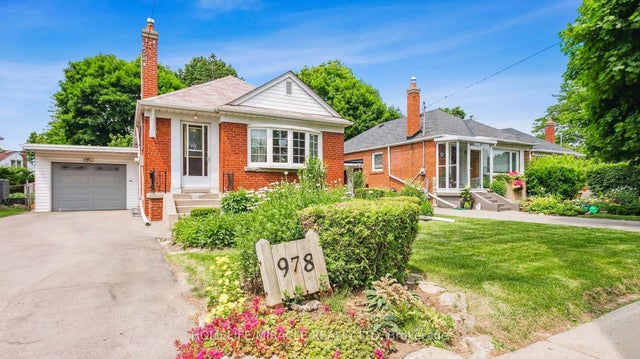 978 Pharmacy Avenue Bsmt-room, Toronto E04