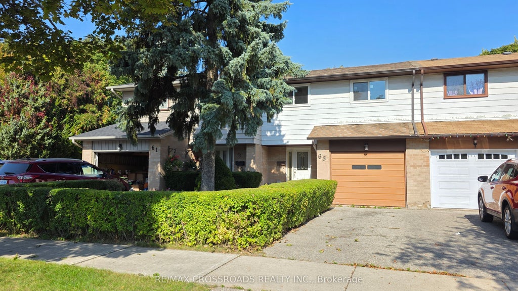 63 Osterhout Place, Toronto E11