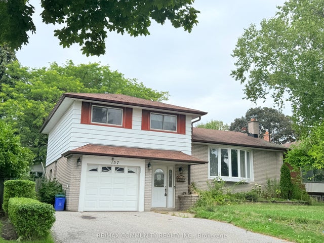 157 Labrador Drive, Oshawa