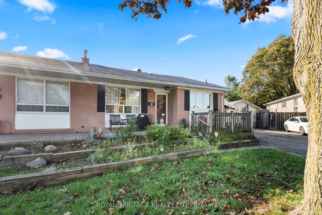 42 Billingsgate Crescent, Ajax