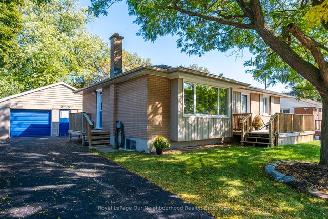 205 Lee Avenue, Whitby