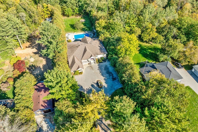 15 Shepherd Road, Whitby