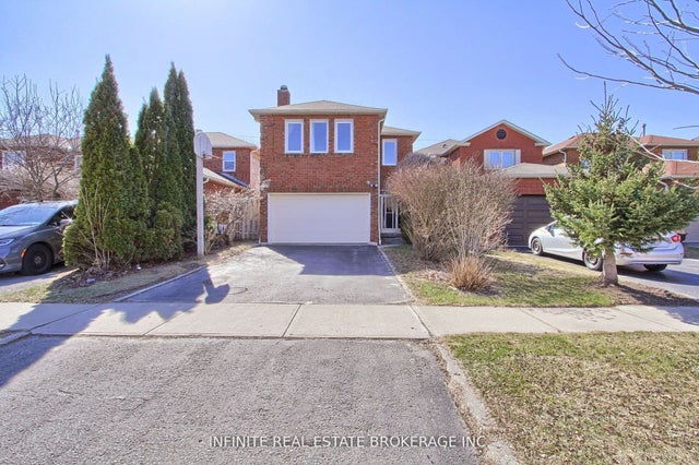 70 Sable Crescent, Whitby